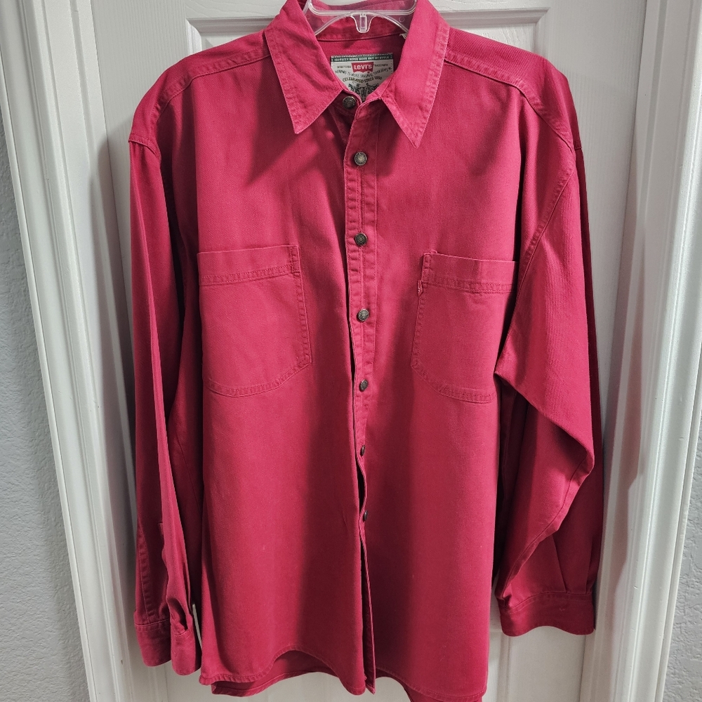 Vintage Levi’s Men’s Large Heavyweight Cotton Shirt • Red • Metal Logo Buttons